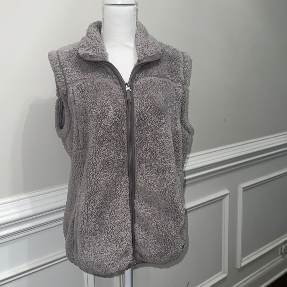 Free Country Women’s Light Gray Soft Zip up Vest size L